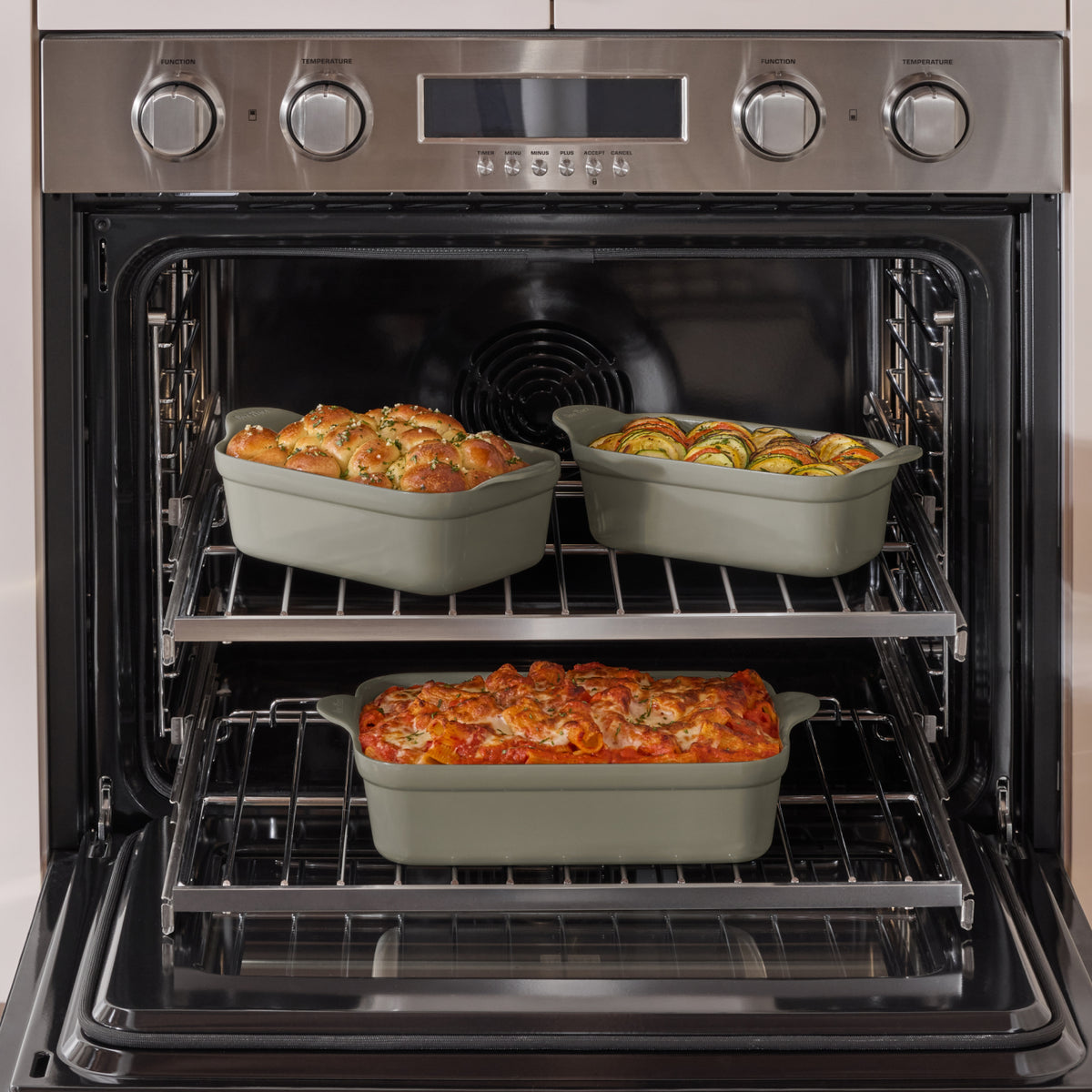 Titanium Pro Cookware + Bakeware Set