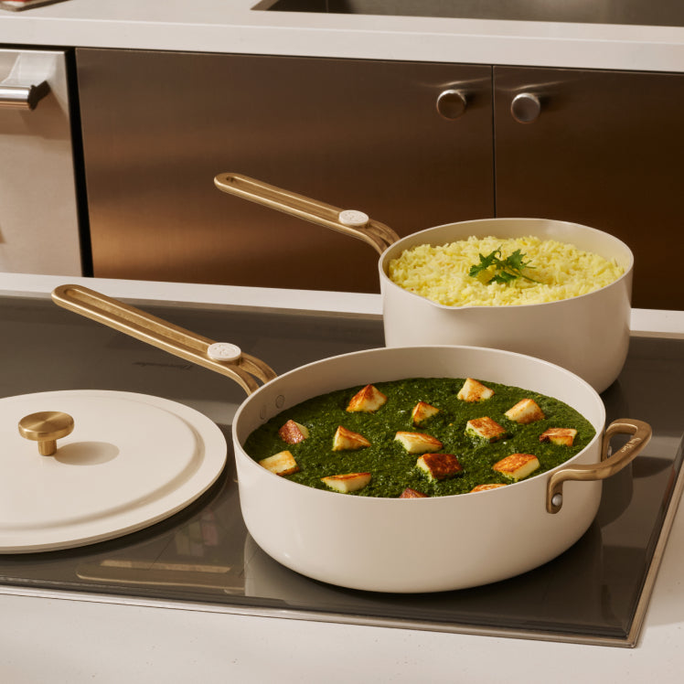 Essentials Cookware Set